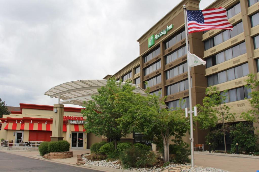 Holiday Inn Denver Lakewood, an IHG Hotel