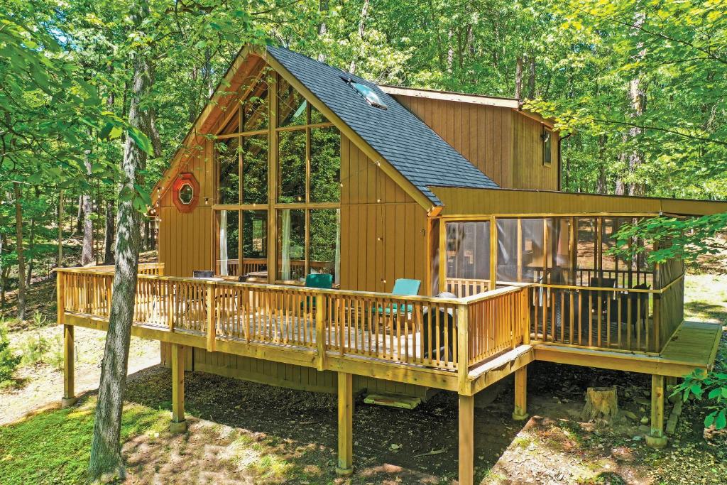 Woods Getaway - Poolgolf Access Pet Friendly